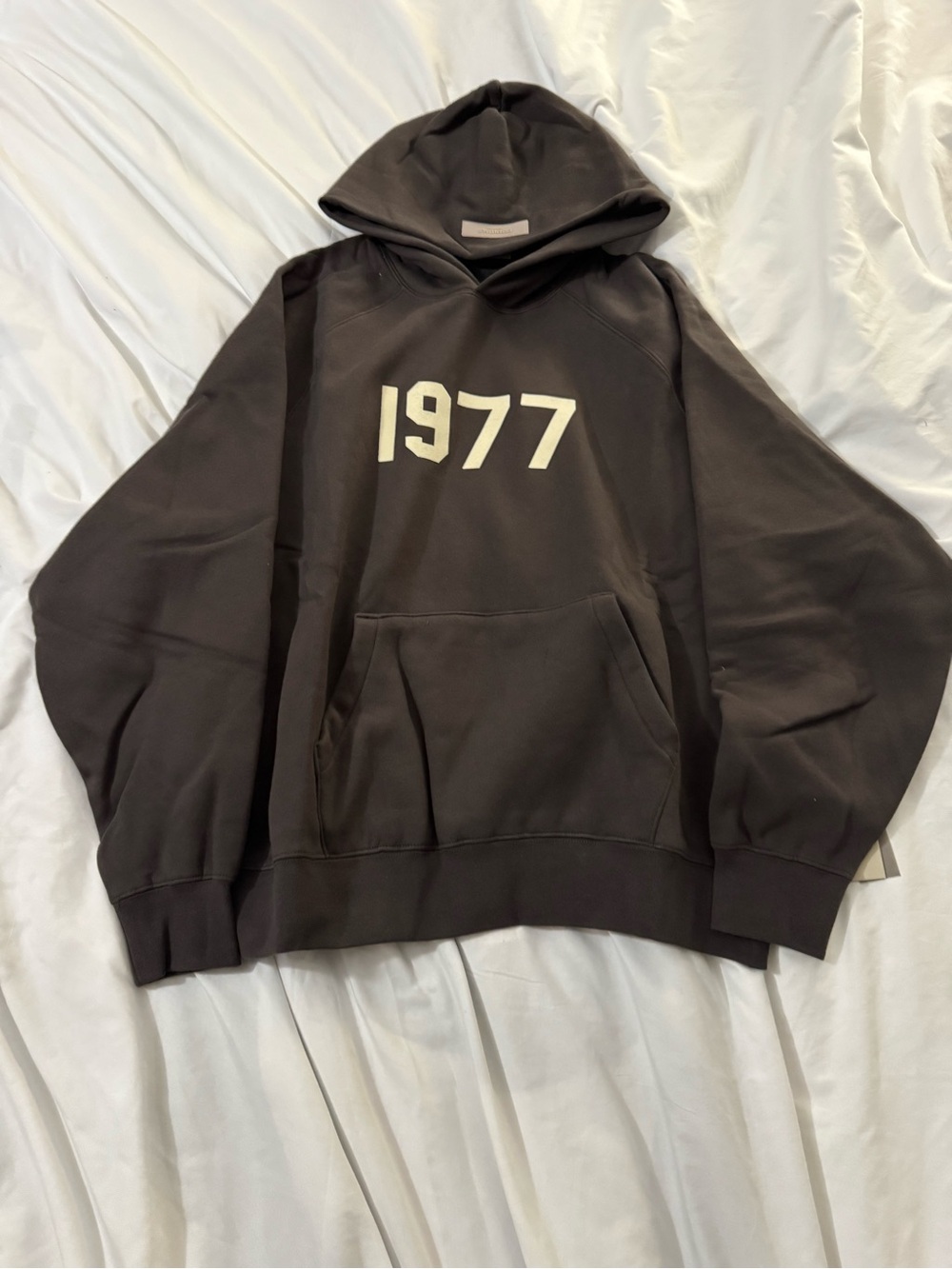Essentials Fear of God hoodie size M nwt